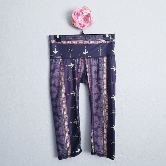 Teeki Wild & Free Goddess Capri - Picture 2 of 7